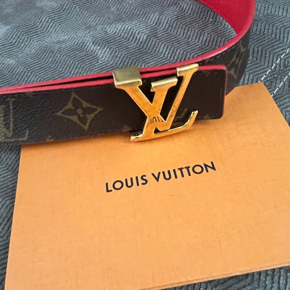 LV INITIALES 30MM REVERSIBLE BELT - Picture 1 of 4